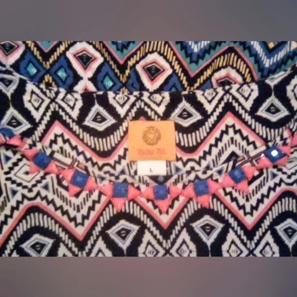 Ruby Rd. Print top - Picture 2 of 3